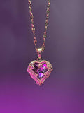 Naszyjnik z zawieszką w kształcie serca i fioletowym kryształem